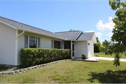 1905 NE 6th St, Cape Coral, FL 33909 - Photo 20