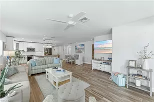 737 91st Ave N, Naples, FL 34108 - Photo 16