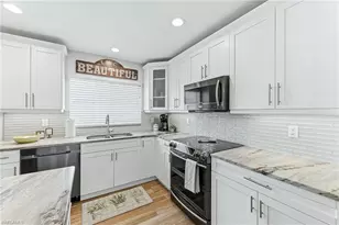 737 91st Ave N, Naples, FL 34108 - Photo 12