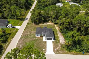 1015 Bagget St E, Lehigh Acres, FL 33974 - Photo 44