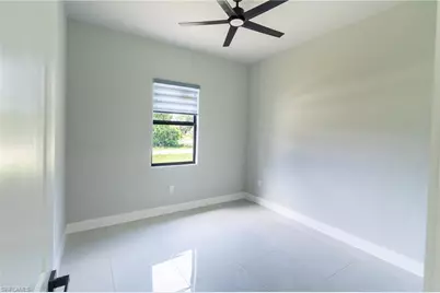 1015 Bagget St E, Lehigh Acres, FL 33974 - Photo 18