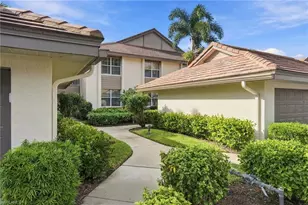 26881 Wedgewood Dr, Bonita Springs, FL 34134 - Photo 2