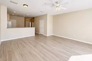 912 Hampton Cir, Naples, FL 34105 - Photo 4