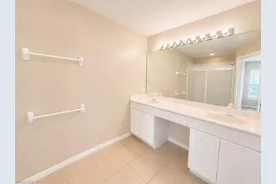 912 Hampton Cir #92, Naples, FL 34105 - Photo 8