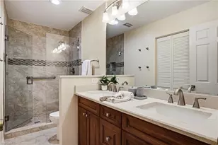 221 Fox Glen Dr, Naples, FL 34104 - Photo 4
