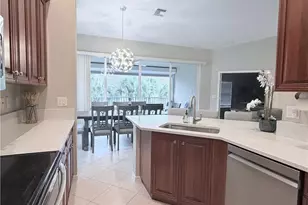 6345 Lexington Ct, Naples, FL 34110 - Photo 8