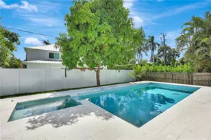 1248 13th Ave N, Naples, FL 34102 - Photo 2