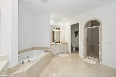 6501 Crown Colony Pl #4-201, Naples, FL 34108 - Photo 24