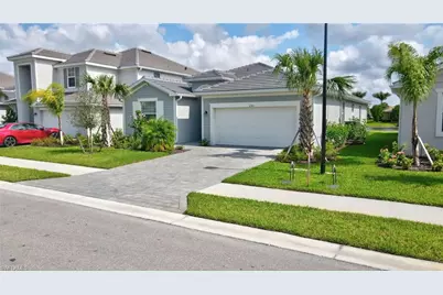 2301 Avocado Ln, Naples, FL 34120 - Photo 40