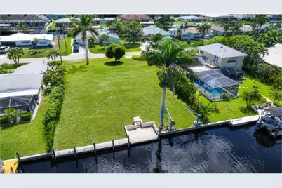 5334 Cobalt Ct, Cape Coral, FL 33904 - Photo 2