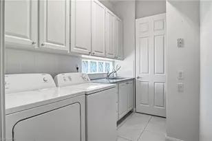 2737 Island Pond Ln, Naples, FL 34119 - Photo 36