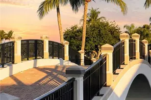 2737 Island Pond Ln, Naples, FL 34119 - Photo 8