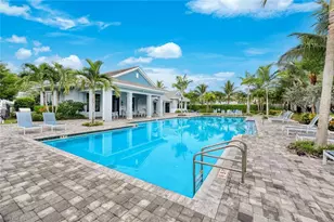 2542 Seychelles Dr, Naples, FL 34112 - Photo 32