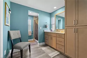 60 Palos Dr, Naples, FL 34104 - Photo 14