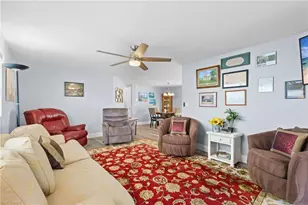 60 Palos Dr, Naples, FL 34104 - Photo 10