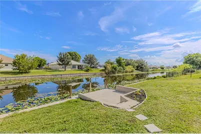 859 SW 15th Ter, Cape Coral, FL 33991 - Photo 20