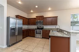 819 SW 14th Pl, Cape Coral, FL 33991 - Photo 6