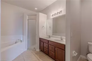819 SW 14th Pl, Cape Coral, FL 33991 - Photo 18