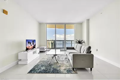 3000 Oasis Grand Blvd #2802, Fort Myers, FL 33916 - Photo 4