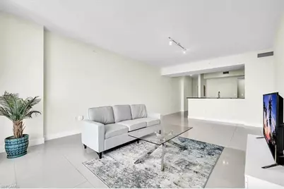 3000 Oasis Grand Blvd #2802, Fort Myers, FL 33916 - Photo 8