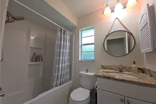 1363 Woodridge Ave, Naples, FL 34103 - Photo 12