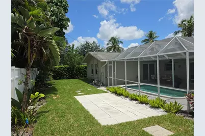 1363 Woodridge Ave, Naples, FL 34103 - Photo 22
