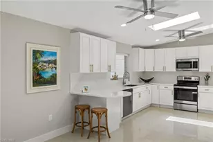 482 Tradewinds Ave, Naples, FL 34108 - Photo 10