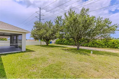 520 NW 24th Ave, Cape Coral, FL 33993 - Photo 22