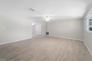6128 Cocos Dr, Fort Myers, FL 33908 - Photo 4