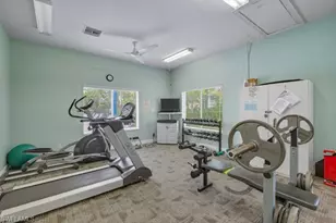 145 Robin Hood Cir, Naples, FL 34104 - Photo 28