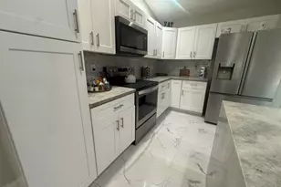 2540 Chiquita Blvd N, Cape Coral, FL 33993 - Photo 6