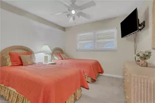 360 Charlemagne Blvd, Naples, FL 34112 - Photo 12