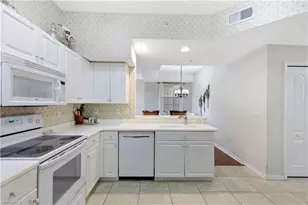 325 Dover Pl, Naples, FL 34104 - Photo 14