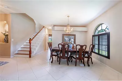 3911 Aurora Ct, Naples, FL 34116 - Photo 4