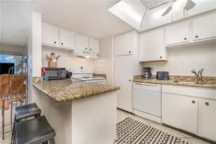 3443 Gulf Shore Blvd N, Naples, FL 34103 - Photo 6