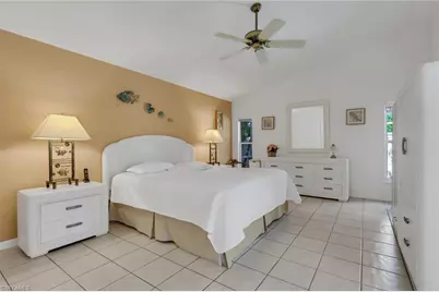 11011 Linnet Ln, Naples, FL 34119 - Photo 16