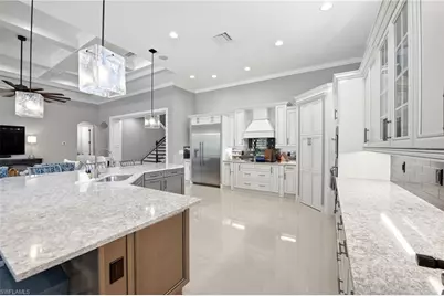 12766 Dundee Ln, Naples, FL 34120 - Photo 6