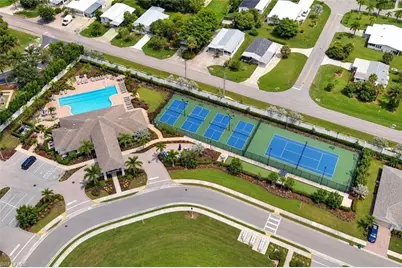1113 Rolling Brook Ln, Naples, FL 34114 - Photo 22