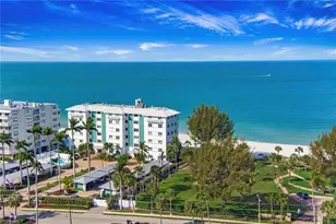 2011 Gulf Shore Blvd N, Naples, FL 34102 - Photo 24
