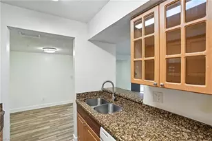 201 Santa Clara Dr, Naples, FL 34104 - Photo 12