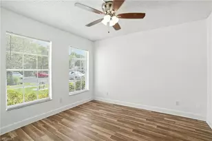 201 Santa Clara Dr, Naples, FL 34104 - Photo 10