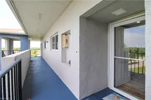 190 Pebble Beach Blvd, Naples, FL 34113 - Photo 10