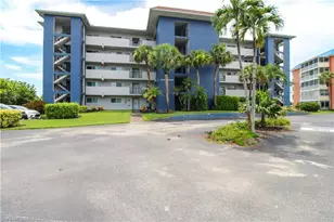 190 Pebble Beach Blvd, Naples, FL 34113 - Photo 6