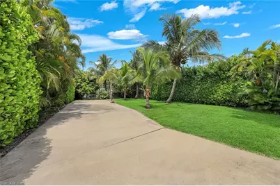 4472 Little Hickory Rd, Bonita Springs, FL 34134 - Photo 2