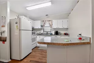 183 Oceans Blvd, Naples, FL 34104 - Photo 4