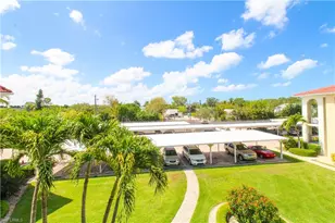 41 High Point Cir S, Naples, FL 34103 - Photo 32