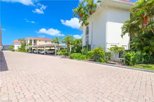 41 High Point Cir S, Naples, FL 34103 - Photo 42