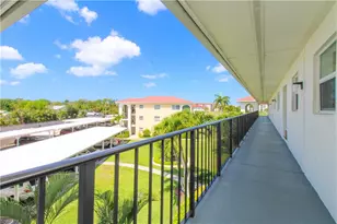 41 High Point Cir S, Naples, FL 34103 - Photo 30