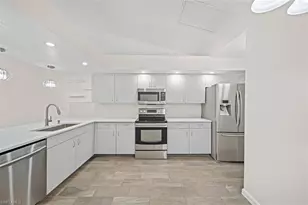 902 McGregor Park Cir, Fort Myers, FL 33908 - Photo 18