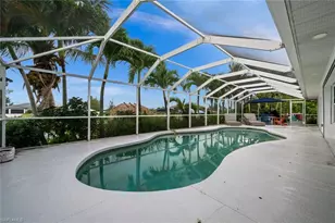 1638 NW 38th Pl, Cape Coral, FL 33993 - Photo 4